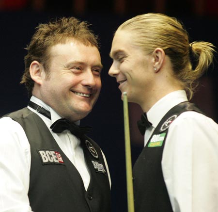 队员默契配 队员默契配