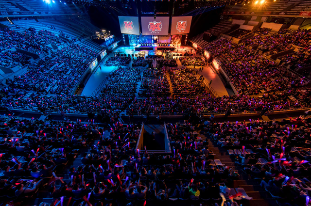 斯坦足球历 斯坦足球历